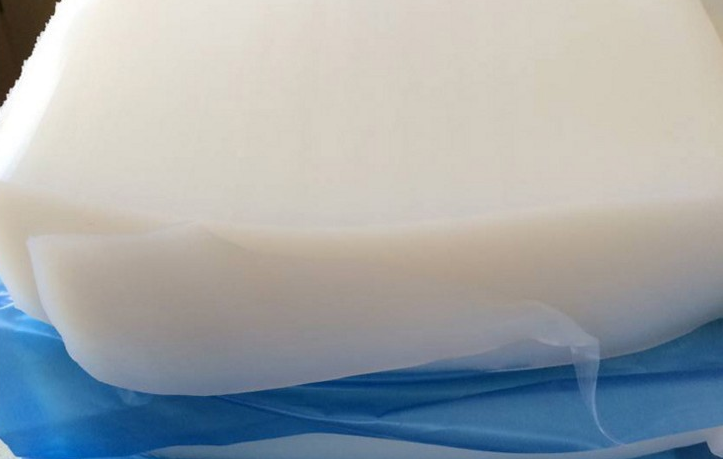 液態(tài)硅膠好還是固態(tài)硅膠好,液態(tài)硅膠和固態(tài)硅膠的區(qū)別,液態(tài)硅膠和固態(tài)硅膠的優(yōu)缺點(diǎn) 液態(tài)硅膠好還是固態(tài)硅膠好,液態(tài)硅膠和固態(tài)硅膠的區(qū)別,液態(tài)硅膠和固態(tài)硅膠的優(yōu)缺點(diǎn)