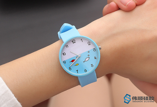 硅膠手表帶如何保養(yǎng),硅膠手表帶如何清洗 硅膠手表帶如何保養(yǎng),硅膠手表帶如何清洗
