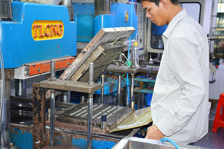 東莞硅膠制品廠偉順硅膠客戶常見問(wèn)題