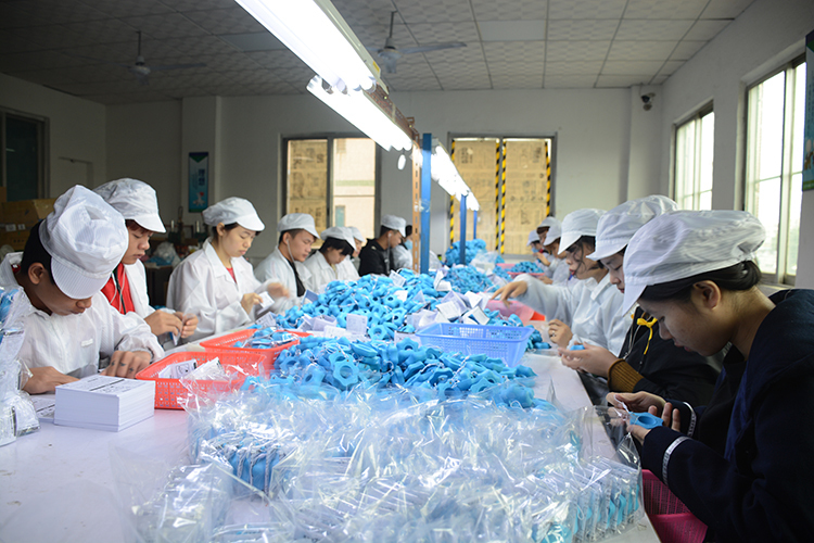 今天一整個(gè)貨柜出貨了，日本訂單按時(shí)按質(zhì)交貨