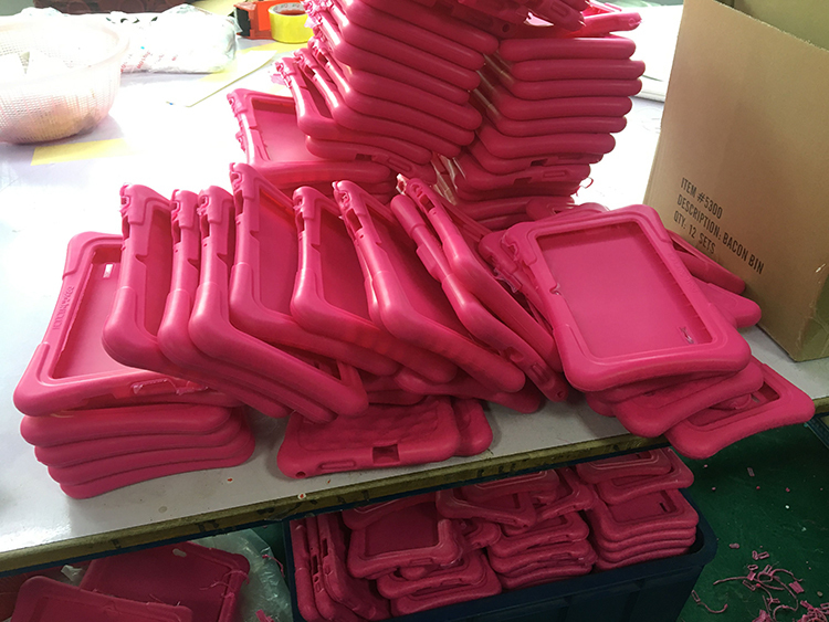 硅膠原料和橡塑原料哪個(gè)好？