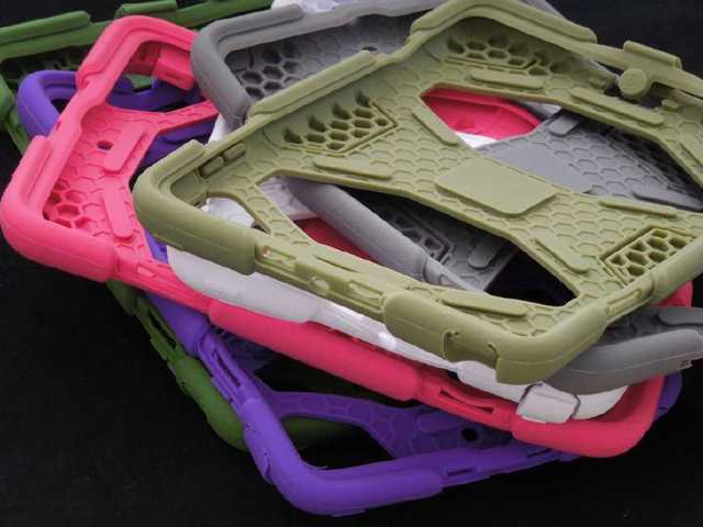 平板硅膠套好還是皮套好,平板硅膠套和皮套哪個(gè)更好 平板硅膠套好還是皮套好,平板硅膠套和皮套哪個(gè)更好