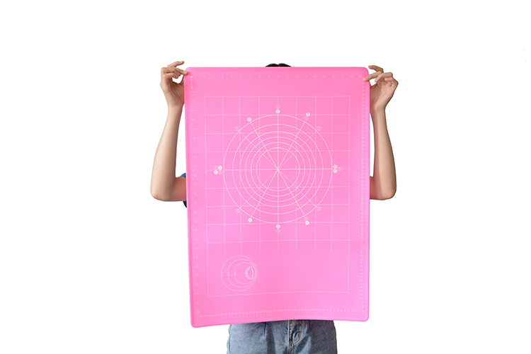 什么牌子的硅膠揉面墊好_定制大號(hào)食品級(jí)硅膠揉面墊