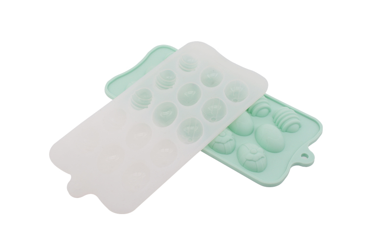 東莞復(fù)活蛋硅膠模具,復(fù)活蛋巧克力模,15連扭扭蛋硅膠模 東莞復(fù)活蛋硅膠模具,復(fù)活蛋巧克力模,15連扭扭蛋硅膠模
