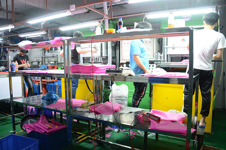 硅膠制品廠(chǎng)家